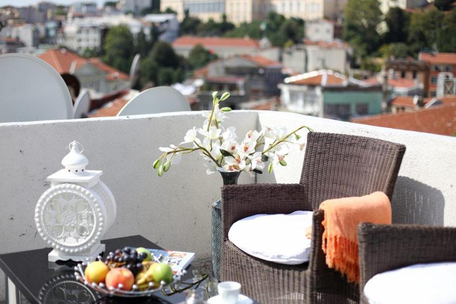 Alyon Hotel Taksim Истанбул Екстериор снимка