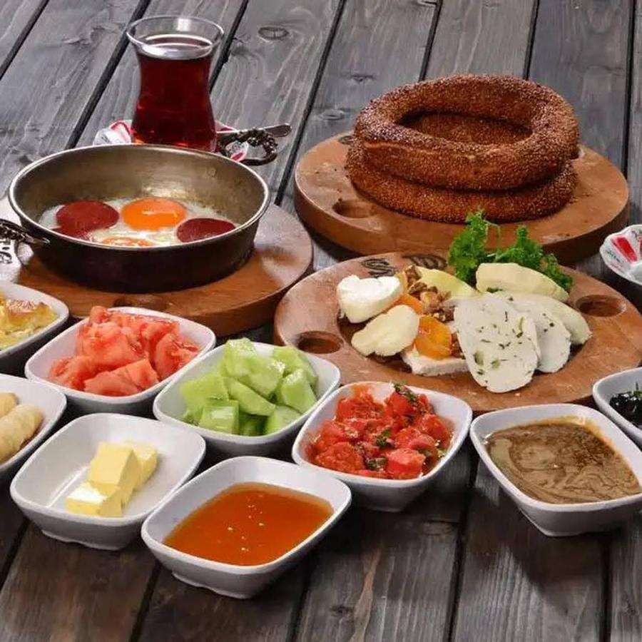 Alyon Hotel Taksim Истанбул Екстериор снимка