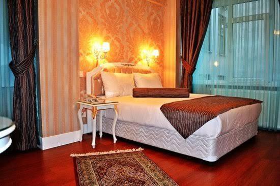 Alyon Hotel Taksim Истанбул Екстериор снимка